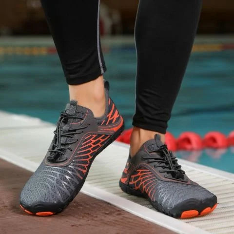 "Barefoot schoenen Allrounder met flexibele pasvorm en natuurlijke loopsensatie, beige bovenkant en minimalistische zolen."