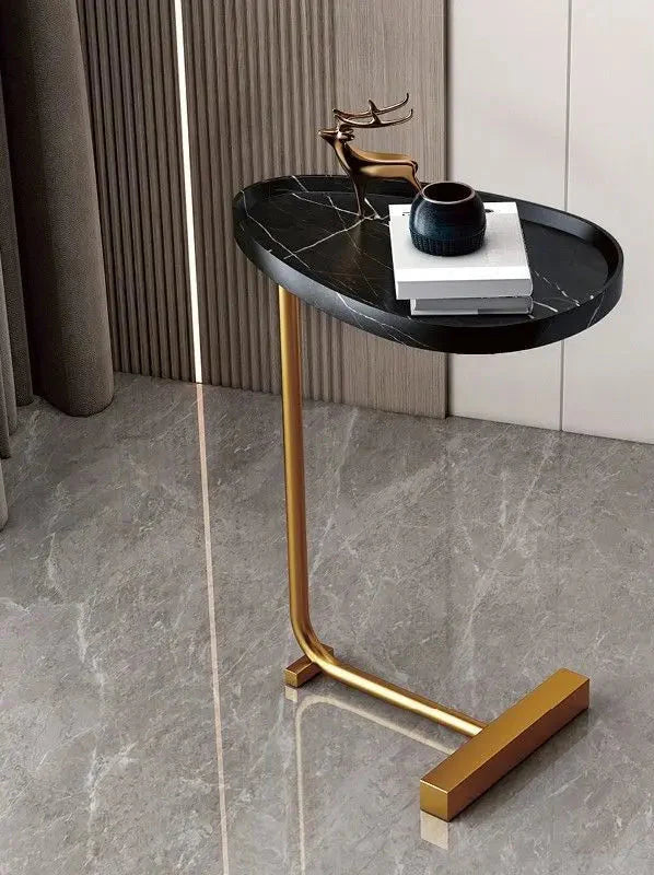 Bijzettafel, modern ontwerp, compact formaat, veelzijdig voor kleine ruimtes, ideaal naast bank of als nachtkastje.