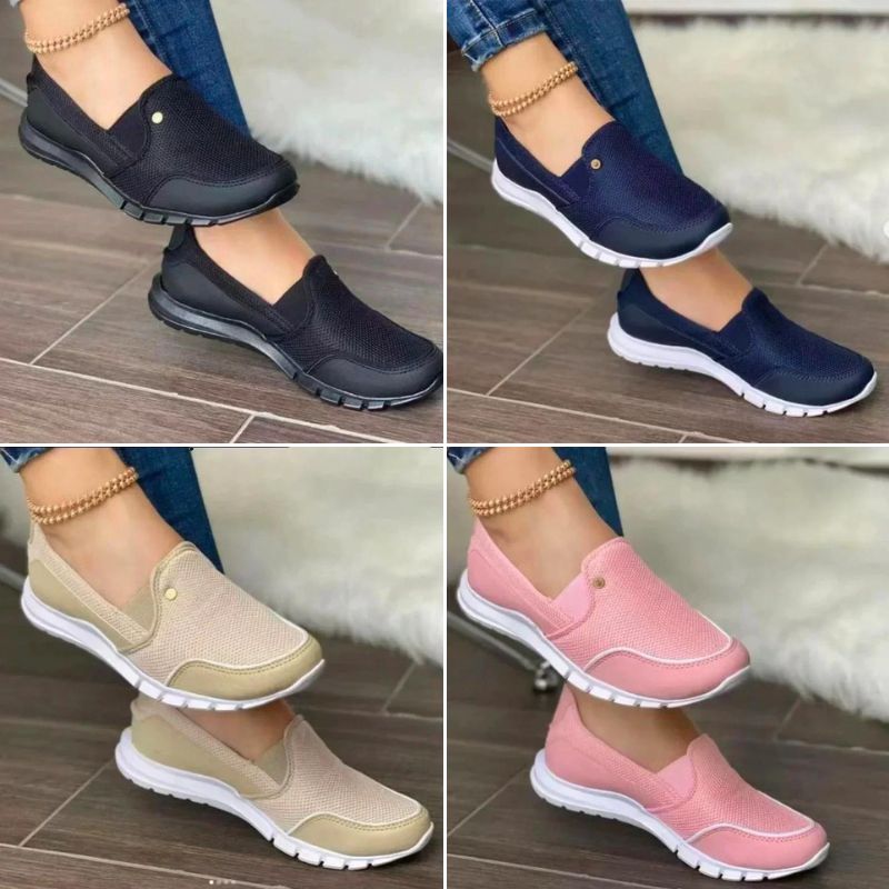 "Blauwe orthopedische dames slip-on sneakers met ademend mesh bovenwerk en flexibele zool voor optimaal comfort."