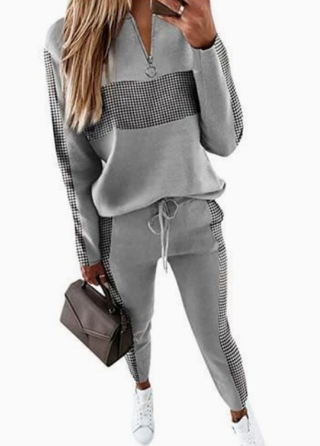 "Comfortabel en stijlvol Amber joggingpak voor dames met luxe details, elastische tailleband en zachte voering."