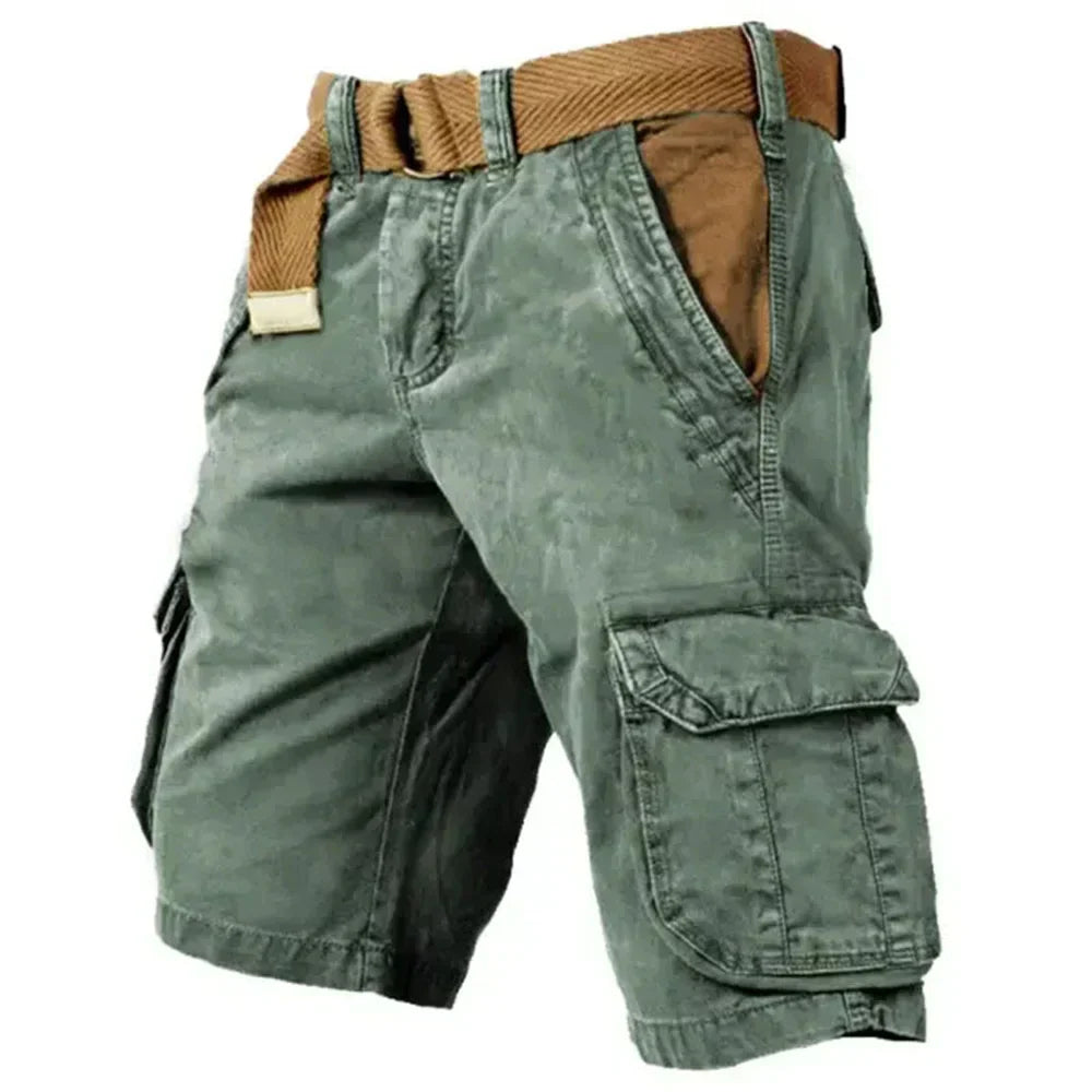 "Comfortabele heren cargo shorts van zacht katoen, met meerdere zakken en verstelbare riem, ideaal voor zomerse activiteiten.
