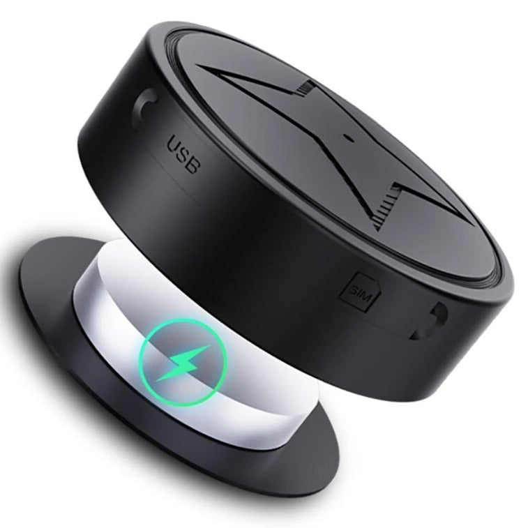 "Compacte magnetische GPS tracker, sterke bevestiging, handige locatiebepaler voor veiligheid, draagbaar en onopvallend."