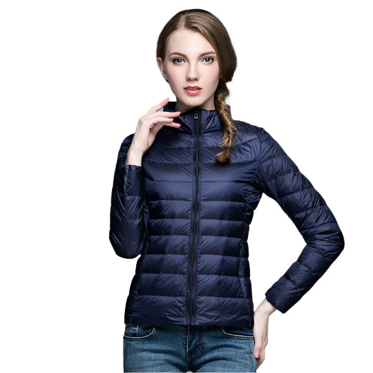 "Dames lichtgewicht donsjas, elegant en warm, donsjack met stijlvolle pasvorm voor winterse dagen."