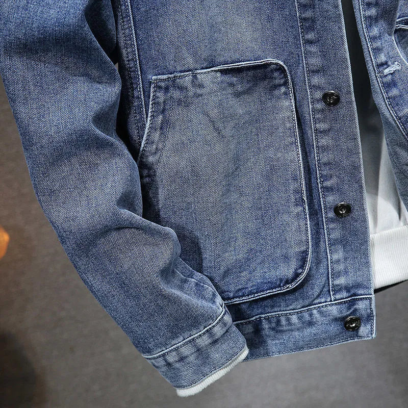 "Denim spijkerjas met capuchon voor heren, klassiek ontwerp, robuust denim, perfecte pasvorm, blauw of zwart beschikbaar."