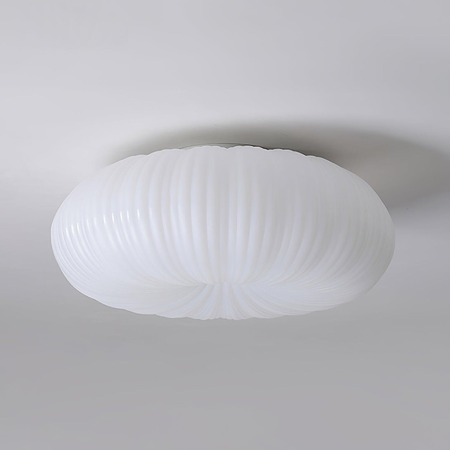 "Dimbare Filomena Luxe plafondlamp met modern design, LED-verlichting en afstandsbediening, ideaal voor elegante interieurs."