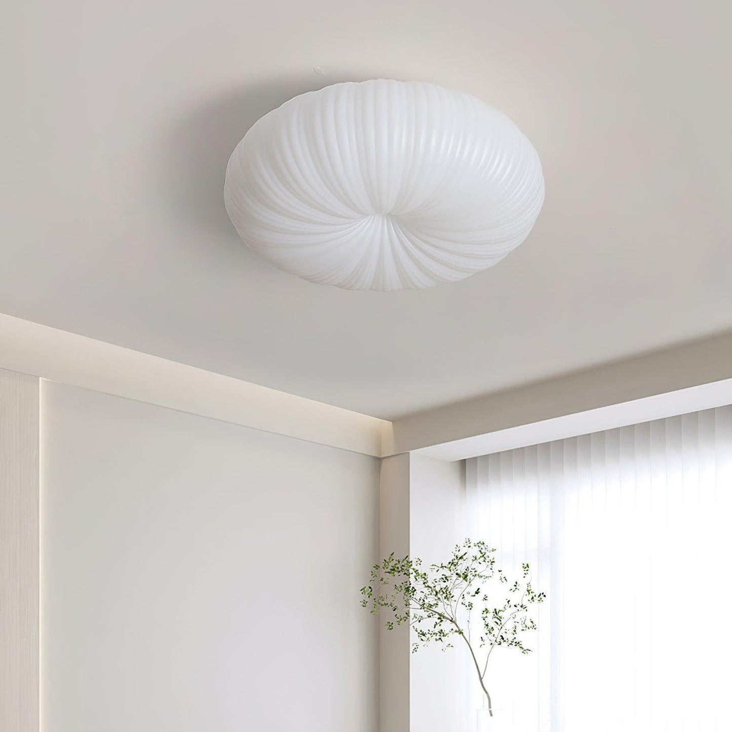 "Dimbare Filomena Luxe plafondlamp met modern design, LED-verlichting en afstandsbediening, ideaal voor elegante interieurs."