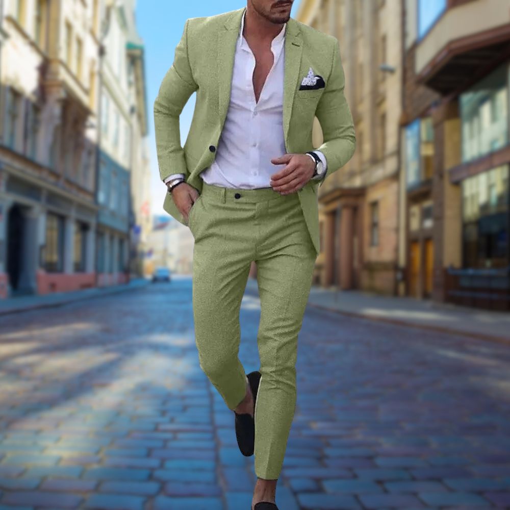 "Donkerblauw slim fit herenpak, ideale keuze voor bruiloft en zakelijk, elegante pasvorm met stijlvolle details."