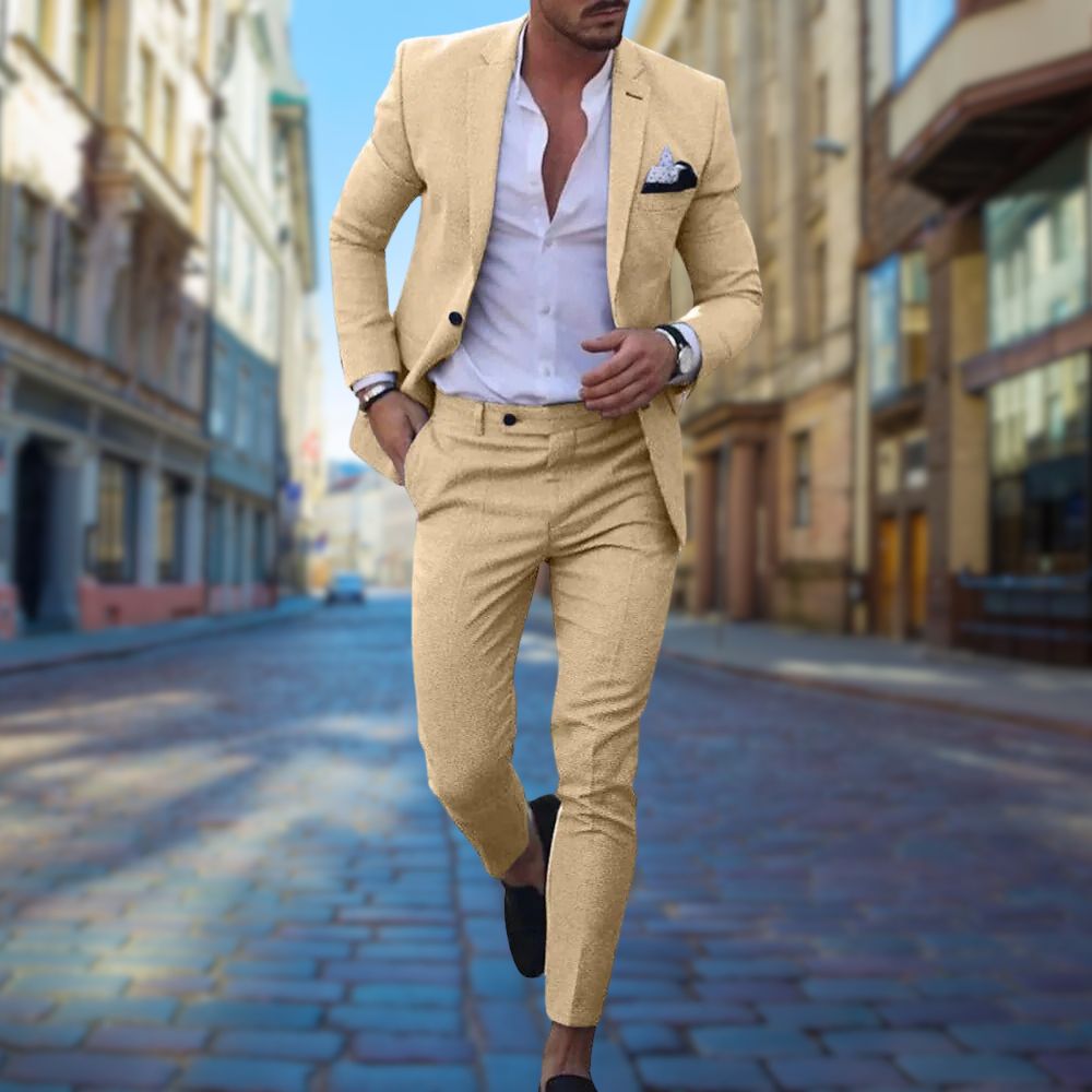 "Donkerblauw slim fit herenpak, ideale keuze voor bruiloft en zakelijk, elegante pasvorm met stijlvolle details."