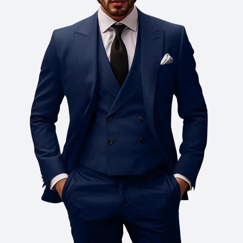 "Elegant 3-delig herenpak, modern fit, met colbert, broek en vest. Perfect voor zakelijke of speciale gelegenheden."