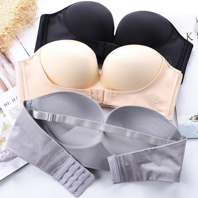 "Elegant strapless push-up BH, naadloos, voorgevormde cups, anti-slip band, natuurlijke lift, onzichtbare ondersteuning."