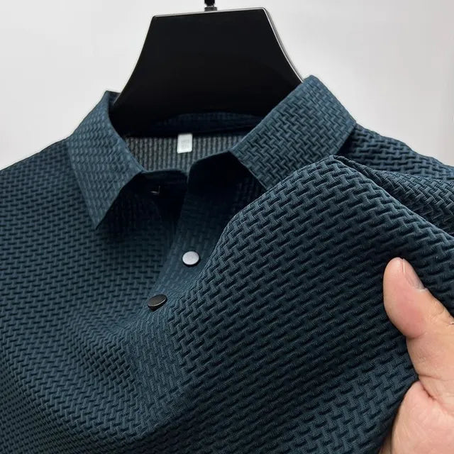 "Elegant zijden T-shirt met ademend gaasontwerp, korte mouwen en zachte textuur, ideaal voor actieve dagen."
