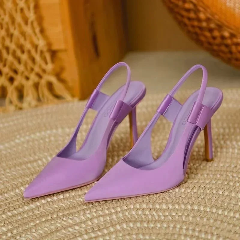 Elegante dames slingback pumps met puntige neus, hoge hak en comfortabel voetbed; perfect voor elke stijlvolle gelegenheid.