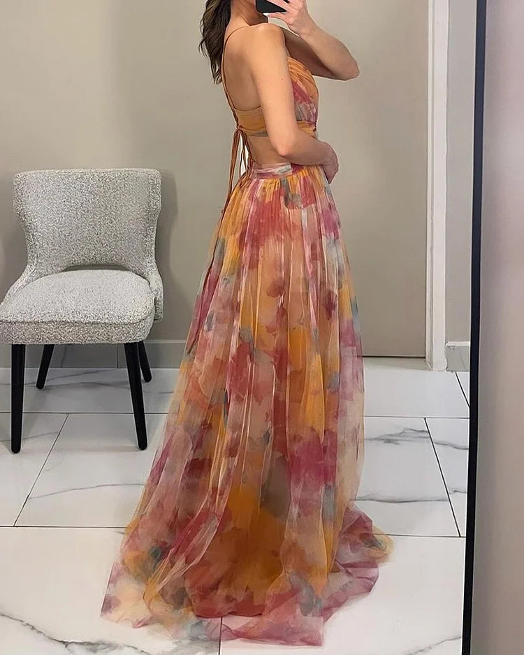 "Elegante damesjurk van chiffon met bloemenprint, lichtgewicht en comfortabel, perfect voor elke gelegenheid."