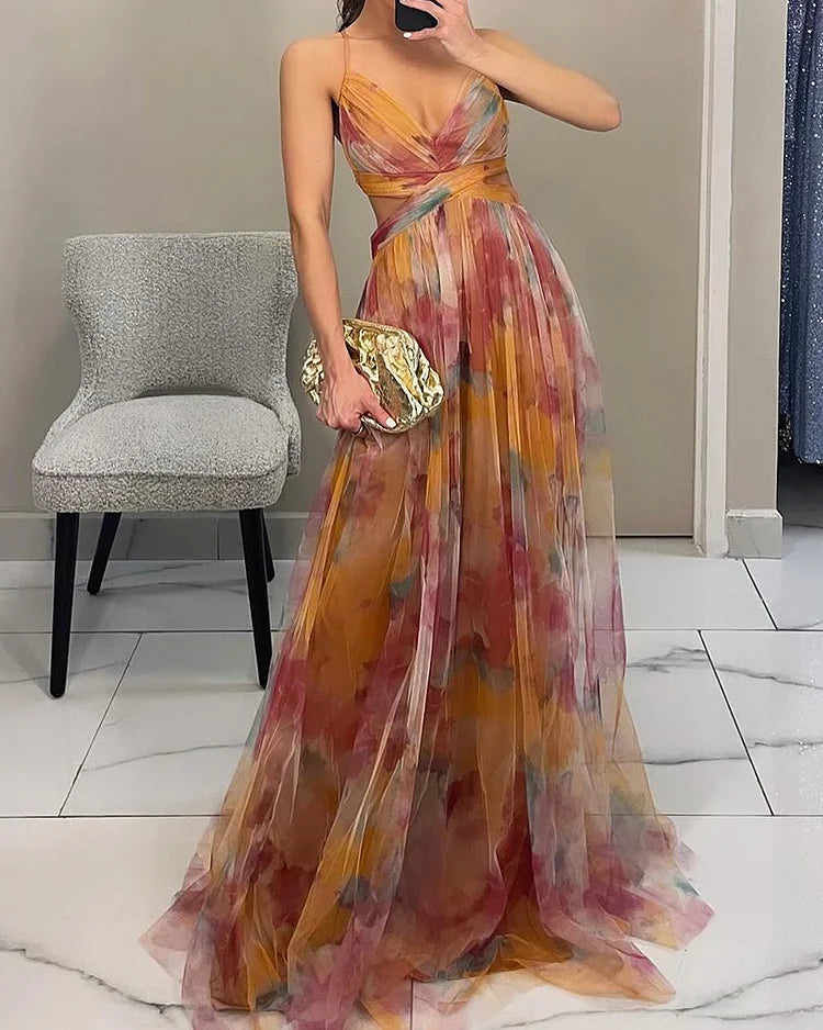 "Elegante damesjurk van chiffon met bloemenprint, lichtgewicht en comfortabel, perfect voor elke gelegenheid."
