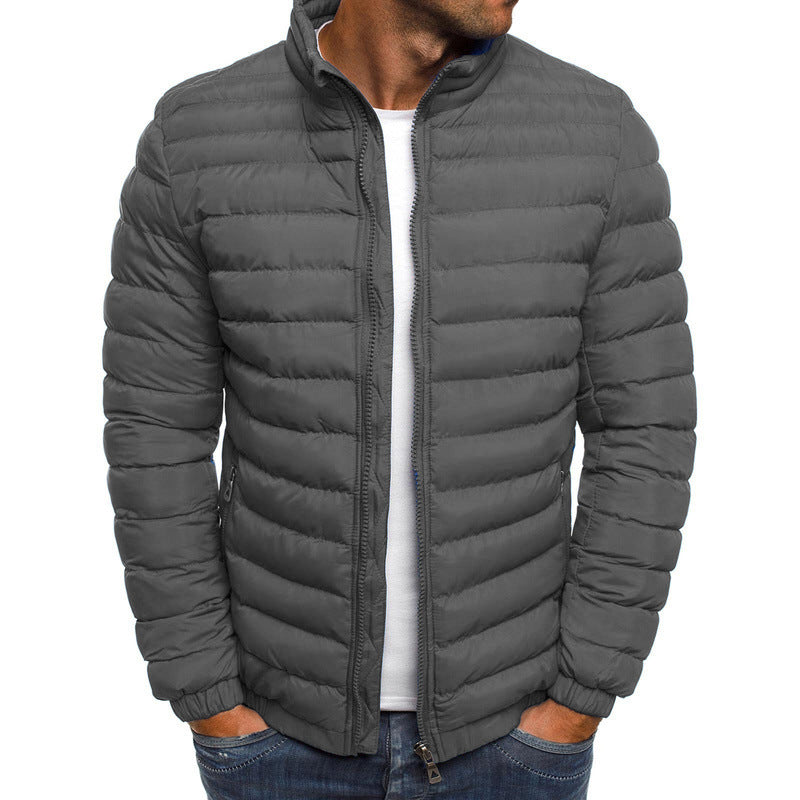 "Elegante heren donzen jas, donkerblauw, met pluche voering, perfecte isolatie voor koude dagen, luxe winterkleding"