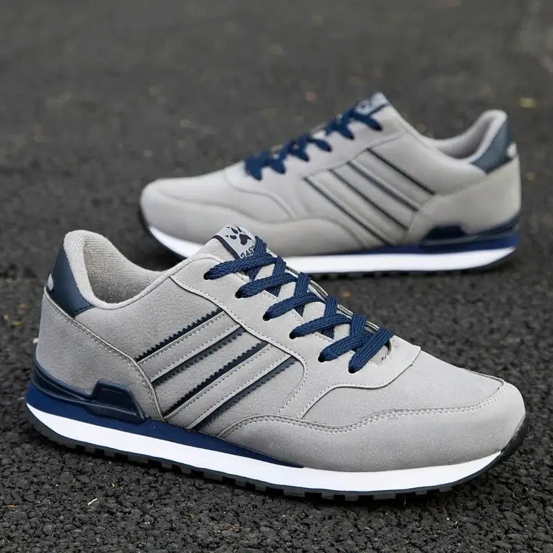 "Elegante klassieke herensneakers in blauw, grijs en zwart, stijlvol ontwerp voor casual en chique looks, comfortabel en veel