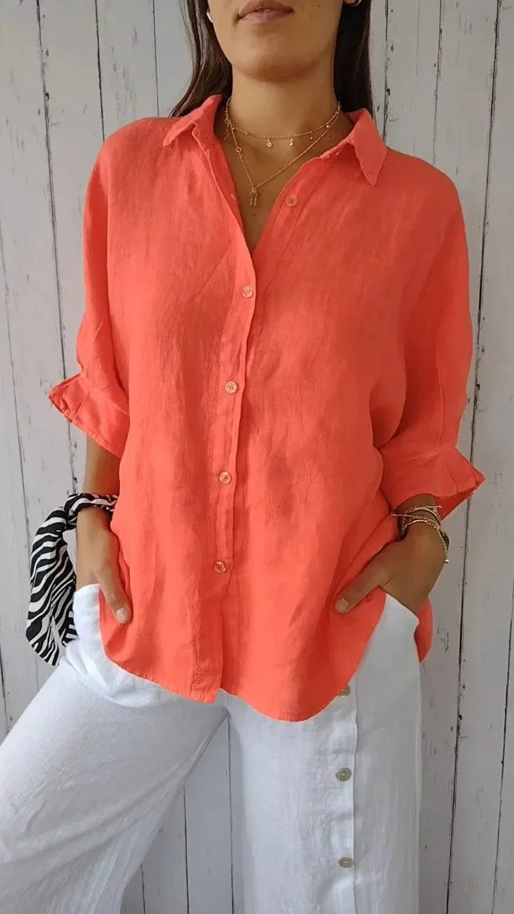 "Elegante linnen damesblouse met V-hals en strikje, luchtige katoen-linnenmix, vrouwelijk silhouet, veelzijdig design."