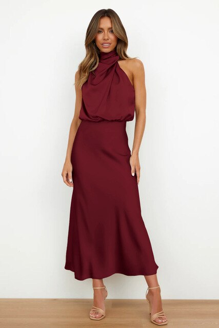 "Elegante off-shoulder satijnen cocktailjurk, mouwloos, nauwsluitend, maxi-lengte, geschikt voor avondfeesten."