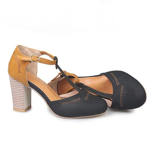 "Elegante orthopedische dameshakschoenen in synthetisch leer, stijlvolle hak met antislipzool, ideaal comfort en steun."
