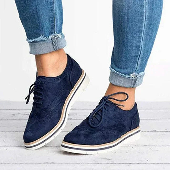 Elegante PU vegan leren veterschoenen voor dames met stijlvol vetersysteem, uitgesneden details en antislipzool in klassieke