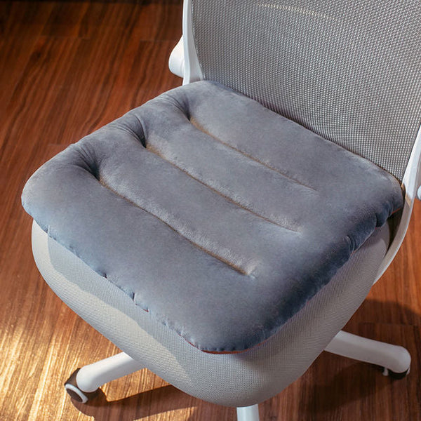 Ergonomisch zitkussen, grijs, met drukverlagend schuim, zachte bekleding en antislip onderkant voor ultiem zitcomfort.