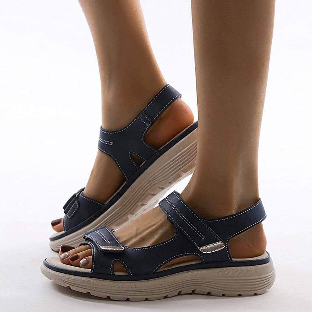 "Ergonomische dames sandalen met verstelbare bandjes, elegant design, comfortabel voetbed, perfecte keuze voor elke dag."