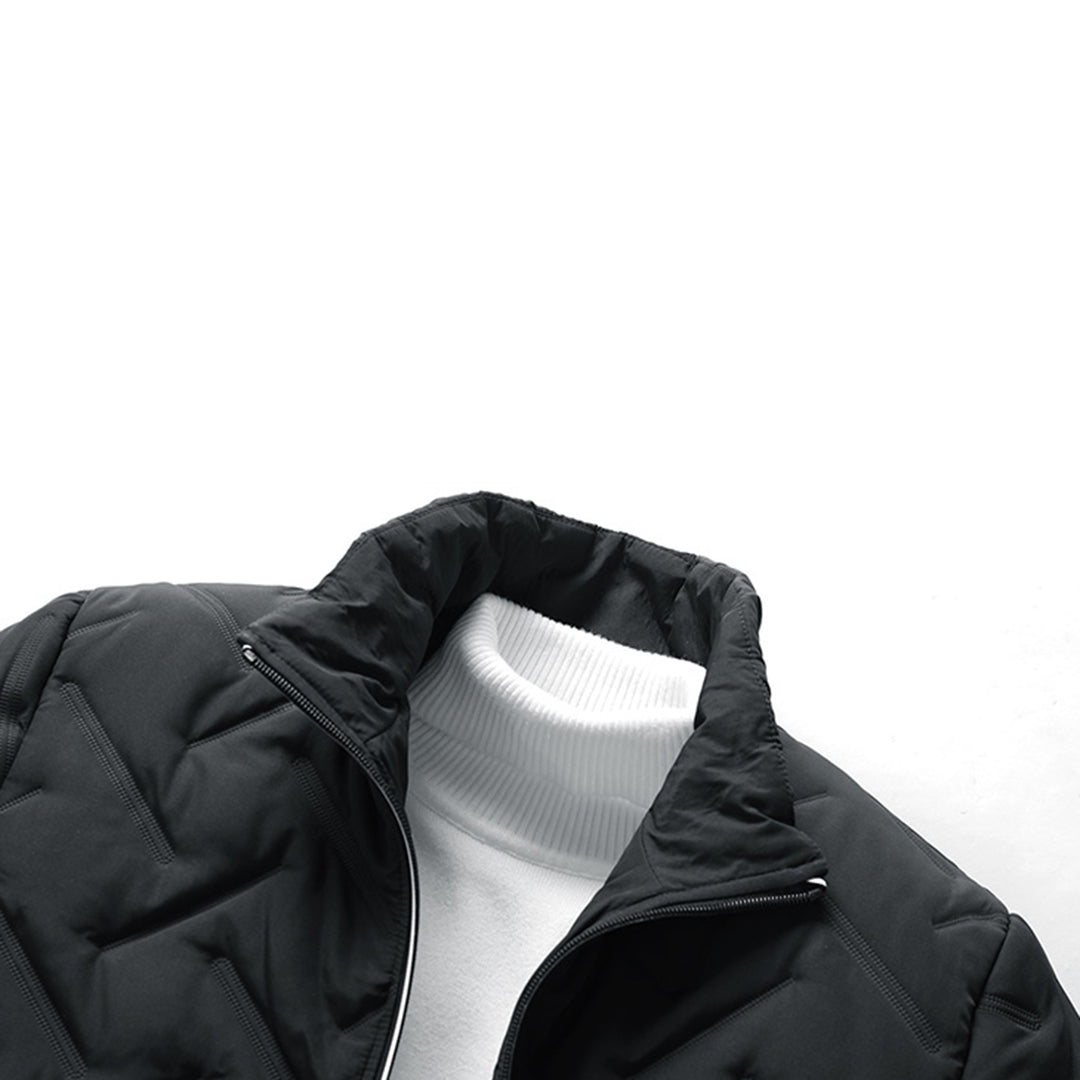 "Fabio gewatteerd herenjack, modieus en veelzijdig, ideaal voor casual looks in groen, wit/grijs en zwart."