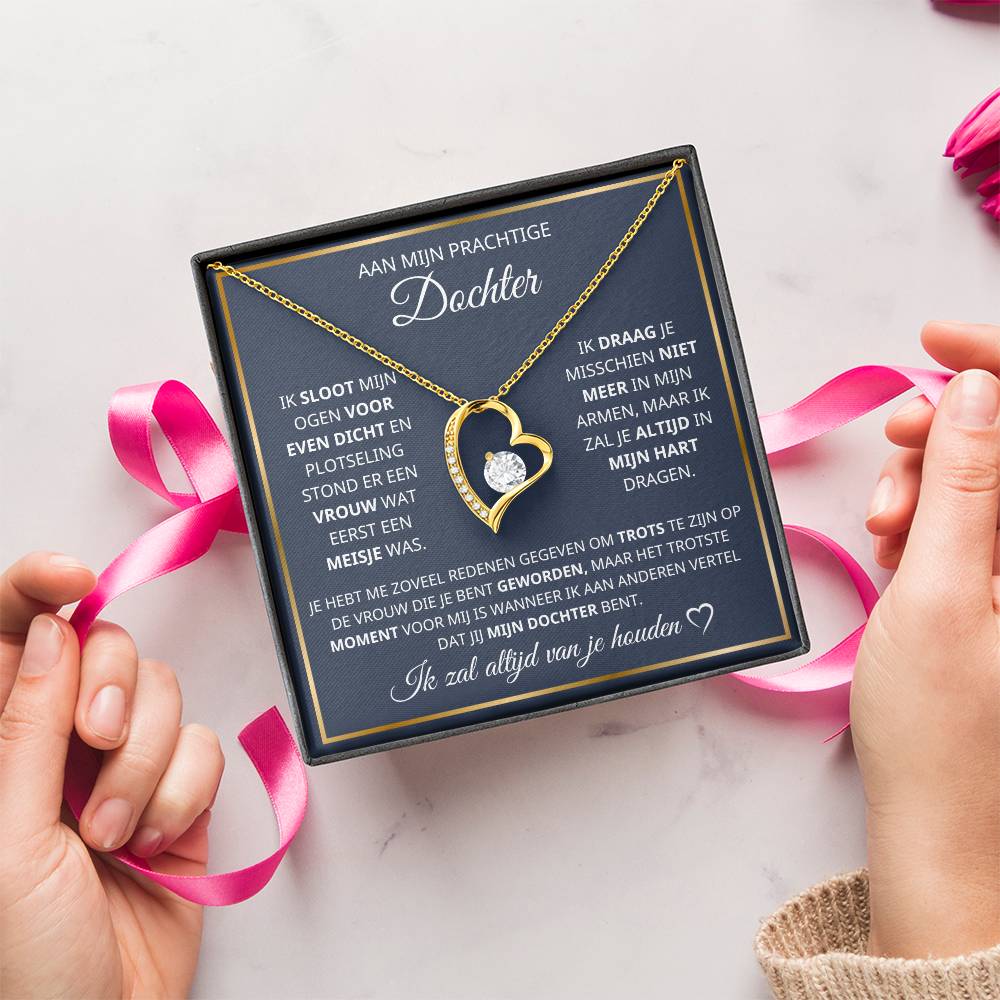 "Hartvormige ketting met zirkonia steen, luxe uitstraling, ideaal cadeau voor dochters, gepolijste hanger aan verstelbare ket