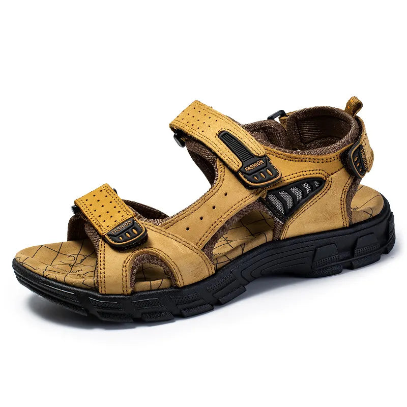 Hudson orthopedische sandalen met verstelbare klittenband en ademende materialen voor maximaal comfort en voetondersteuning.