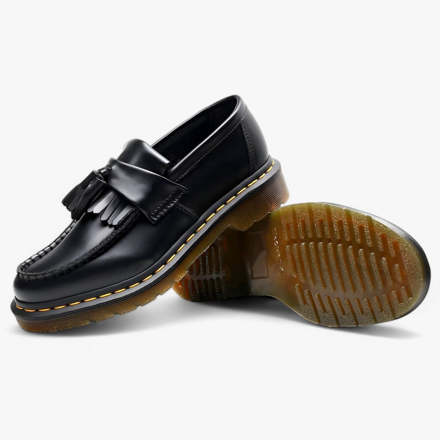 Klassieke loafers met kwastje, tijdloos design, lederen afwerking, geschikt voor zowel casual als formele gelegenheden.