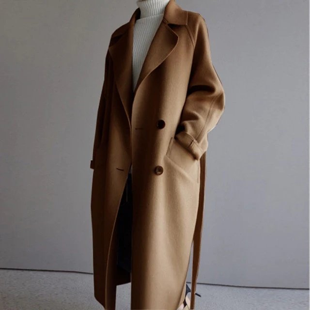 Lange dameskasjmieren trenchcoat, tijdloos elegant ontwerp, fijn geweven stof, luxe uitstraling, veelzijdig en chic.
