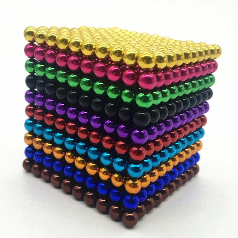 "Levendig gekleurde magnetische ballen vormen eindeloze structuren, perfect voor creativiteit en ontwikkeling van kinderen."