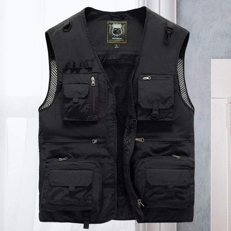 "Lichtgewicht ademend outdoorvest met meerdere zakken, ideaal voor wandelen en kamperen. Stijlvol en functioneel ontwerp."