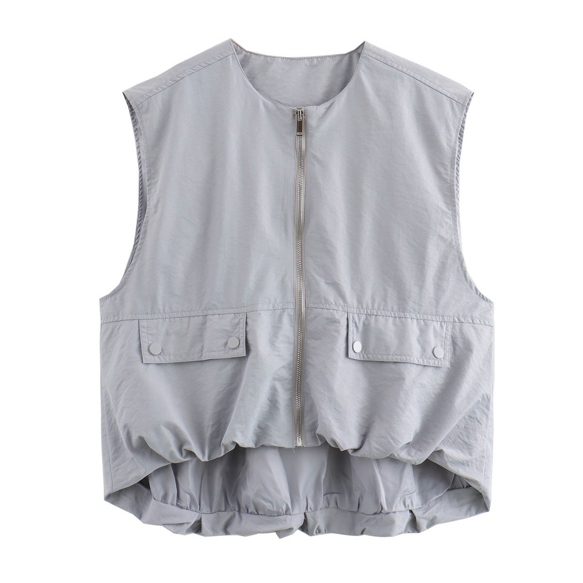 "Lichtgewicht beige mouwloos vest voor dames, met ritssluiting en klepzakken, perfect voor zowel sportieve als casual outfits