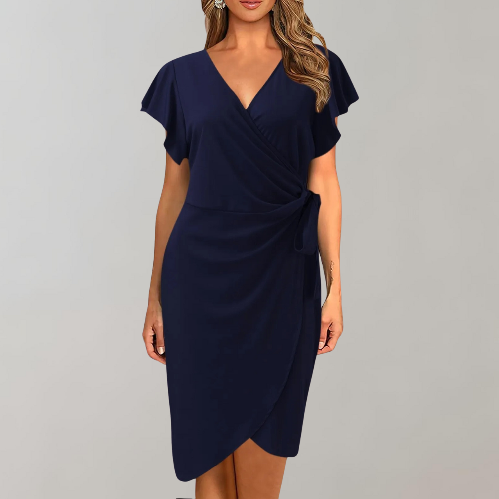 "Lichtgewicht Zayra zomerjurk voor dames, elegant design in blauw, perfect voor casual en chique zomeravonturen."