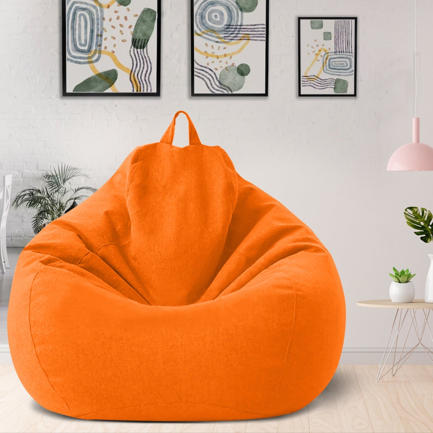 "Luxe linnen zitzak met vulling, ergonomisch, comfortabel, stijlvolle afwerking, voor woonkamer of slaapkamer inrichting."