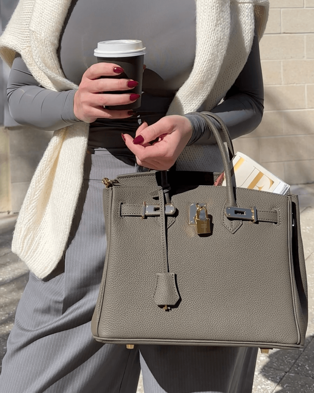"Luxe, stijlvolle leren dameshandtas met stevig design, elegant afgewerkt, ideaal voor dagelijks gebruik en speciale gelegenh