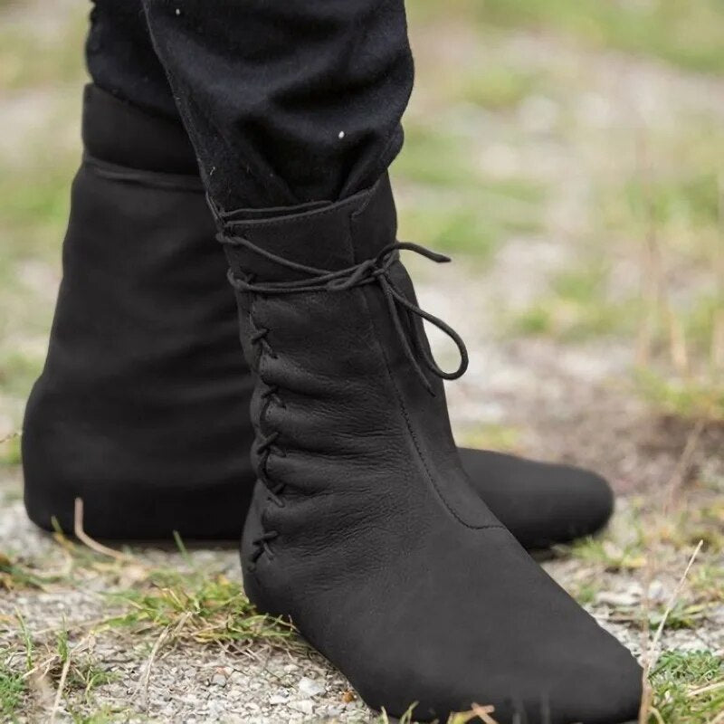 Middeleeuwse leren laarzen voor mannen, bruin en zwart, authentiek ontwerp, hoogwaardig leer, geschikt voor cosplay.