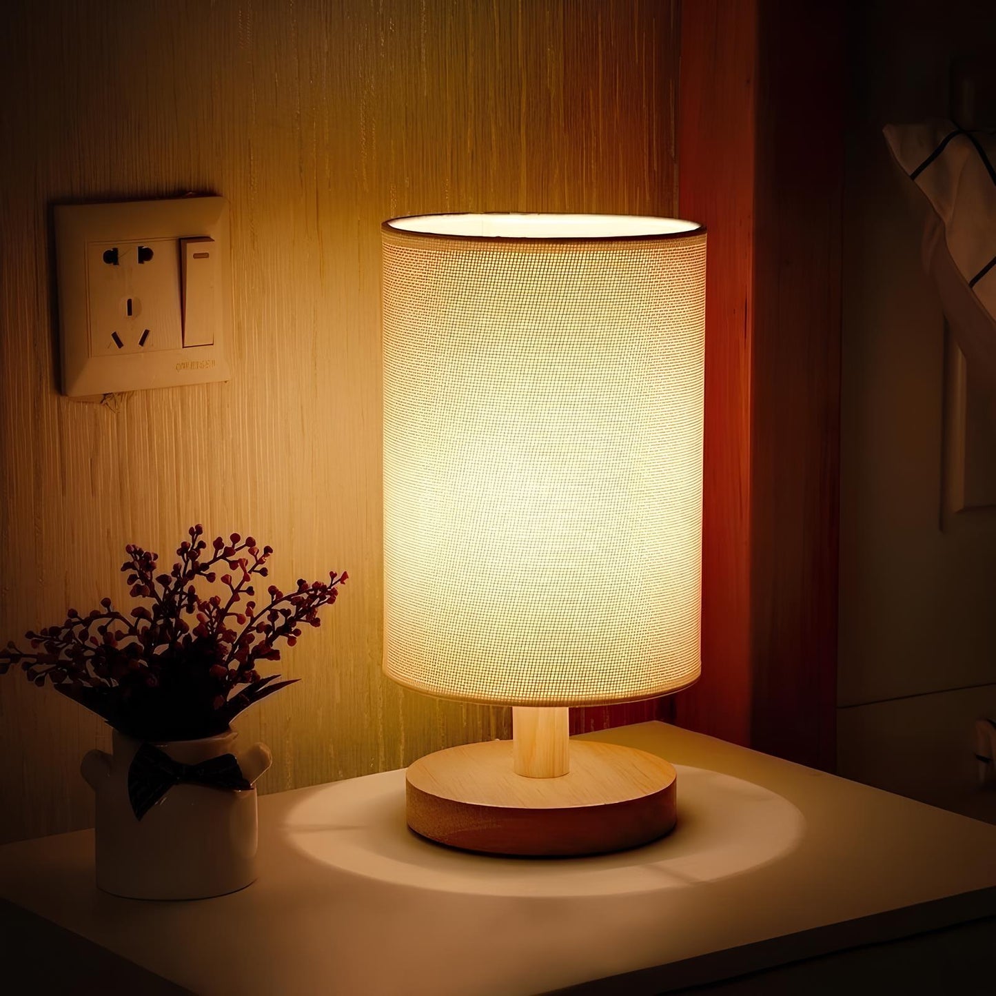 "Moderne houten nachtkastje lamp, tafellamp met dimbaar licht, afstandsbediening, natuurlijke houtlook, USB-aangedreven."