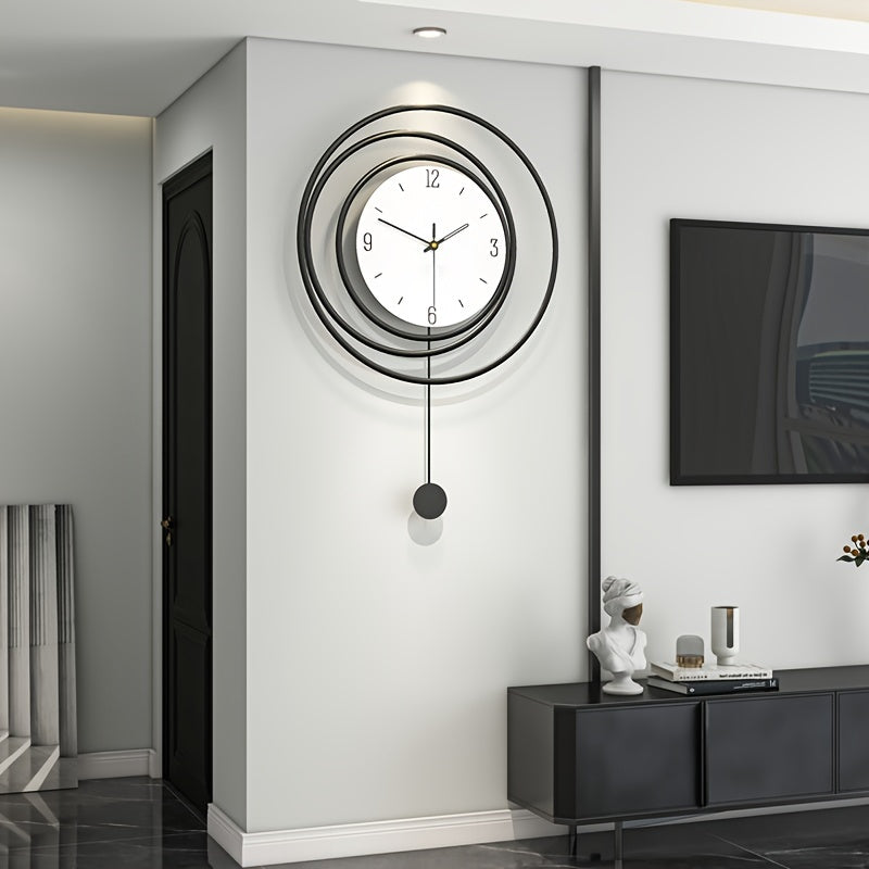 "Moderne minimalistische metalen wandklok, strakke vorm met stille werking, ideaal voor moderne interieurs, 72x45 cm."
