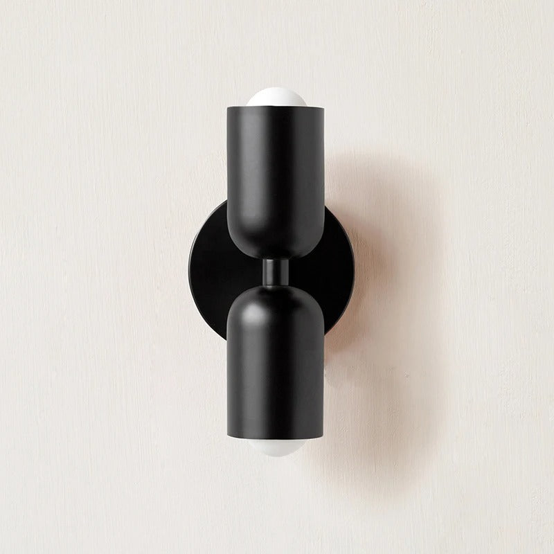 "Moderne Nordic LED wandlamp, minimalistisch design, dubbele kop, sfeervolle verlichting, ijzeren materiaal"