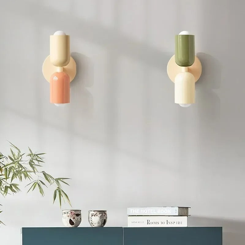 "Moderne Nordic LED wandlamp, minimalistisch design, dubbele kop, sfeervolle verlichting, ijzeren materiaal"