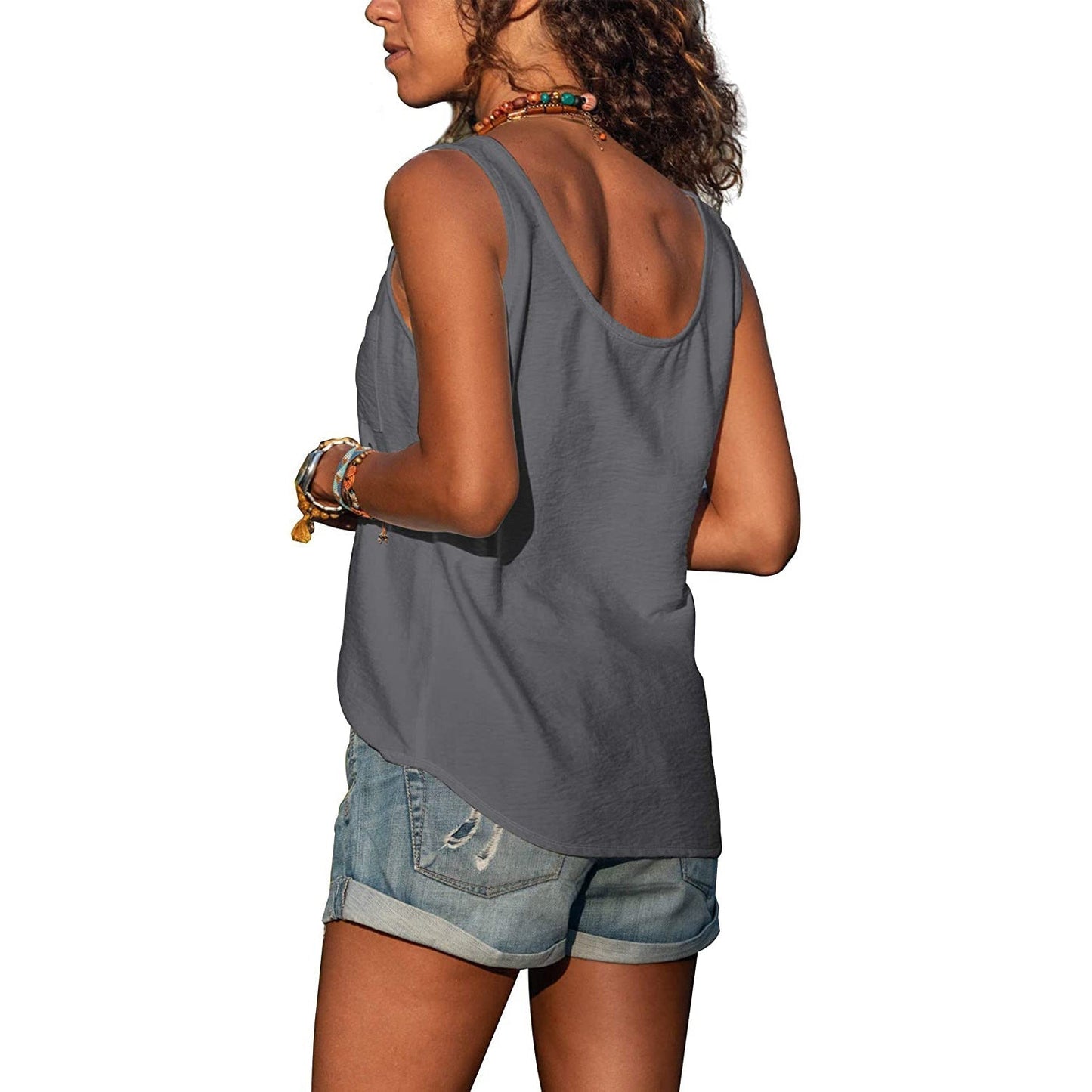 "Mouwloze tanktop met knoopsluiting, perfect voor casual en formele looks, vooraanzicht, elegante uitstraling"