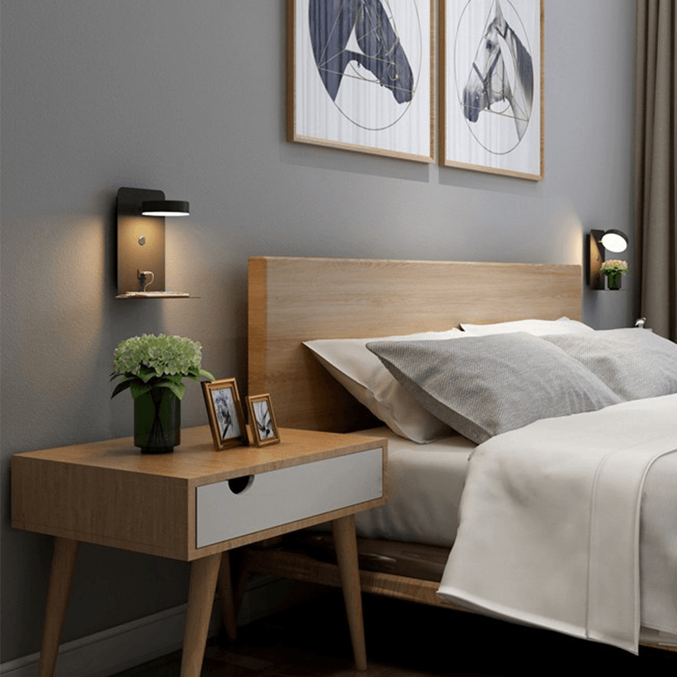 Nachtlamp met USB-lader, 330° draaibaar en dimmer, modern design, zwart-wit, 12W ideaal voor slaapkamer en woonkamer.