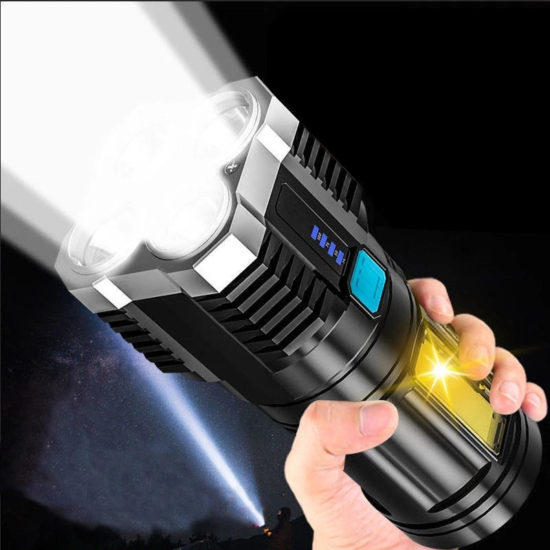 "Oplaadbare waterbestendige zaklamp met 4 krachtige LED's, compact ontwerp en meerdere lichtstanden voor buitengebruik."