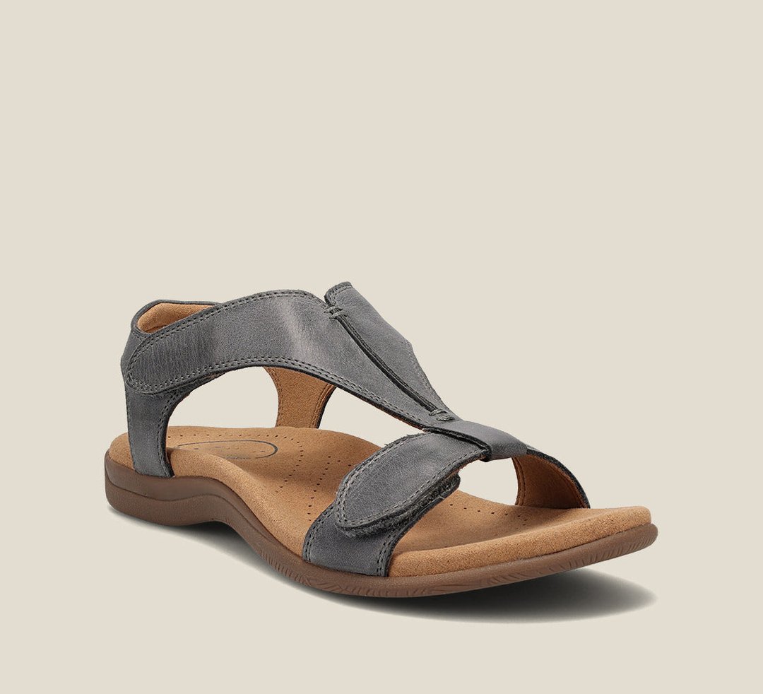 Orthopedische leren sandalen voor dames, elegant ontwerp met anatomisch voetbed, in verschillende kleuren beschikbaar.