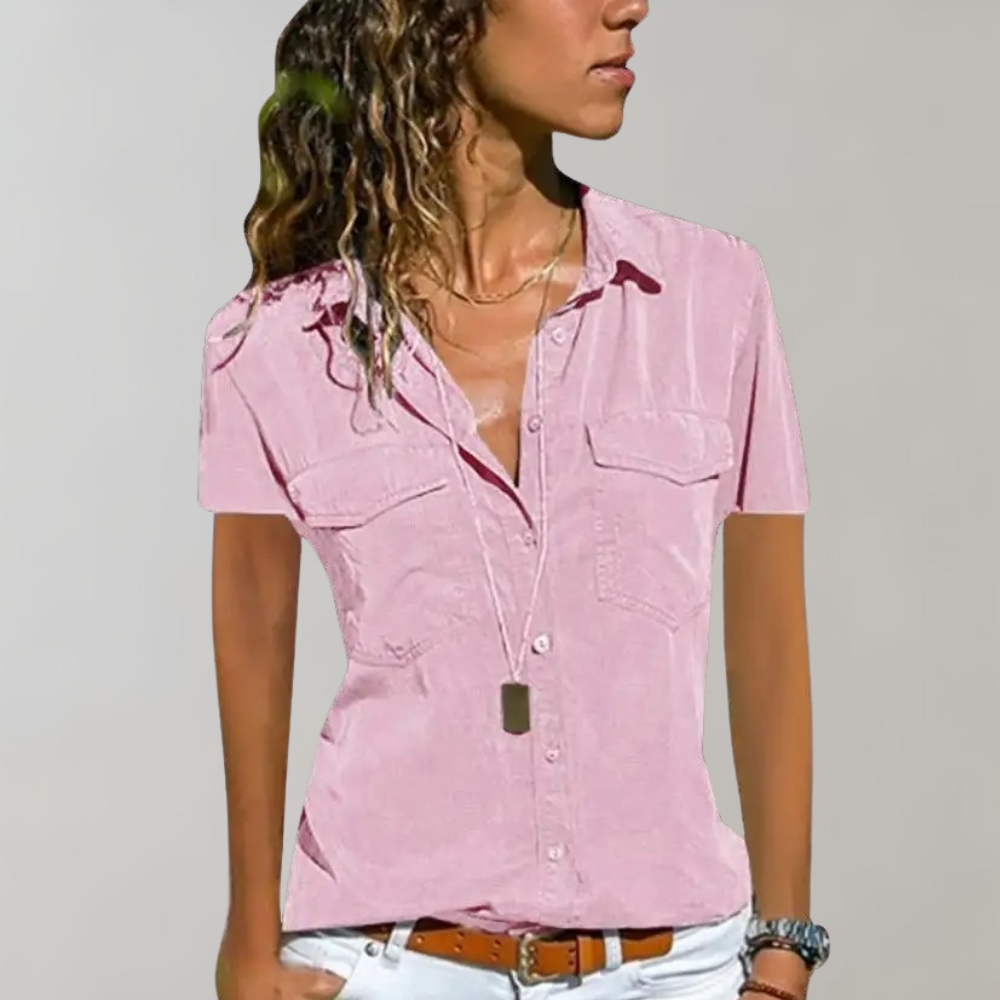 "Roze zomerse damesblouse met korte mouwen, elegante pasvorm, luchtig en veelzijdig voor warme dagen."