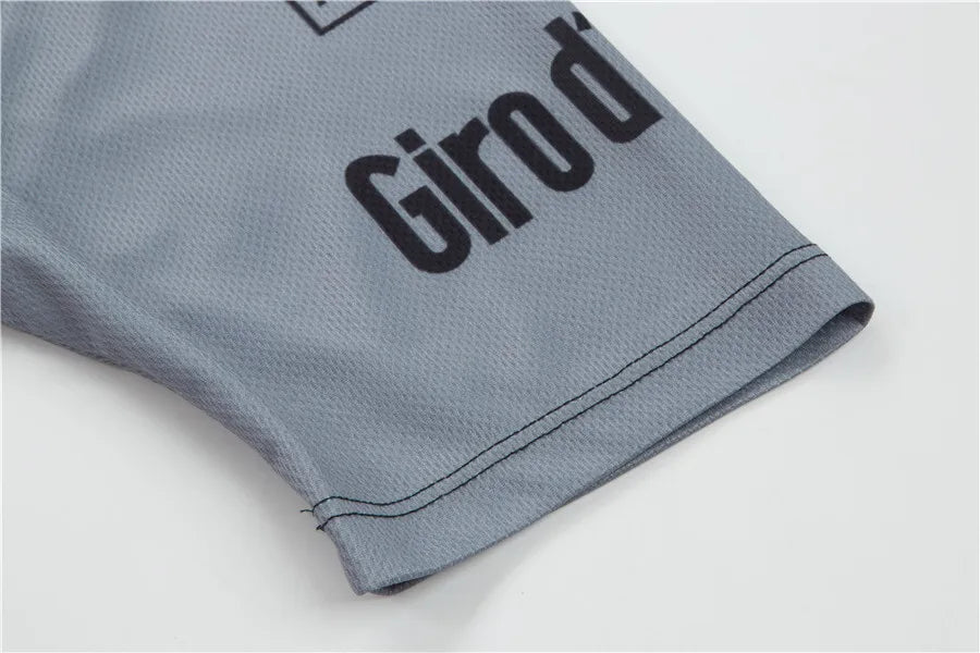 "Set Arjan heren fietskleding van hoogwaardige Castelli stof met short-sleeve en strakke professionele pasvorm voor fietstoch