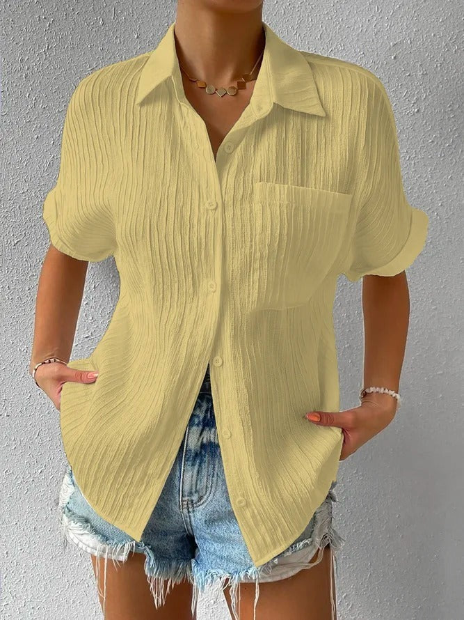 "Stijlvol Ilyria korte mouw overhemd, relaxed fit, chic knopsluiting, ademende stof, perfect voor casual en formele gelegenhe
