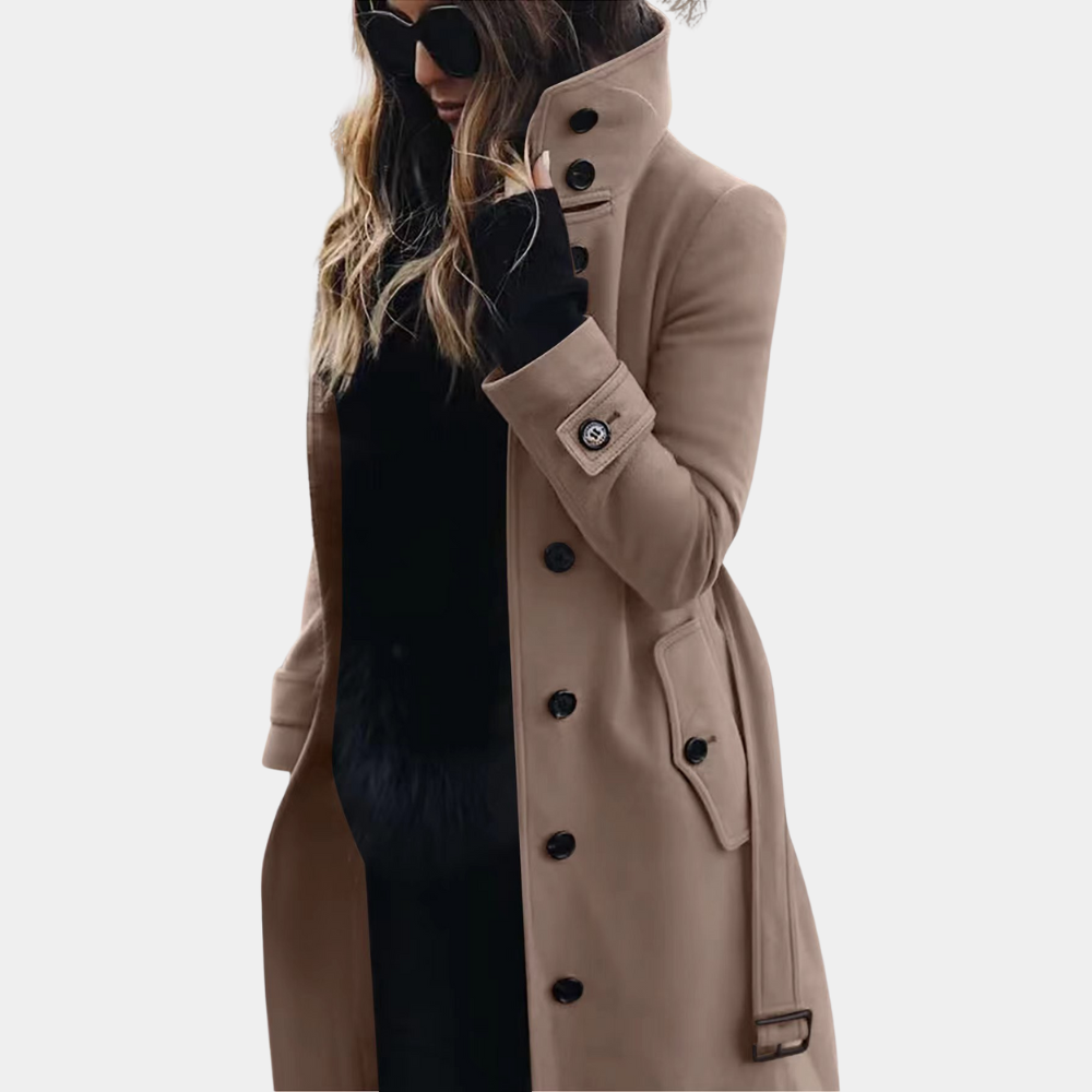 "Stijlvolle beige dames trenchcoat, elegante winterjas met getailleerd ontwerp en verstelbare riem voor optimale pasvorm."
